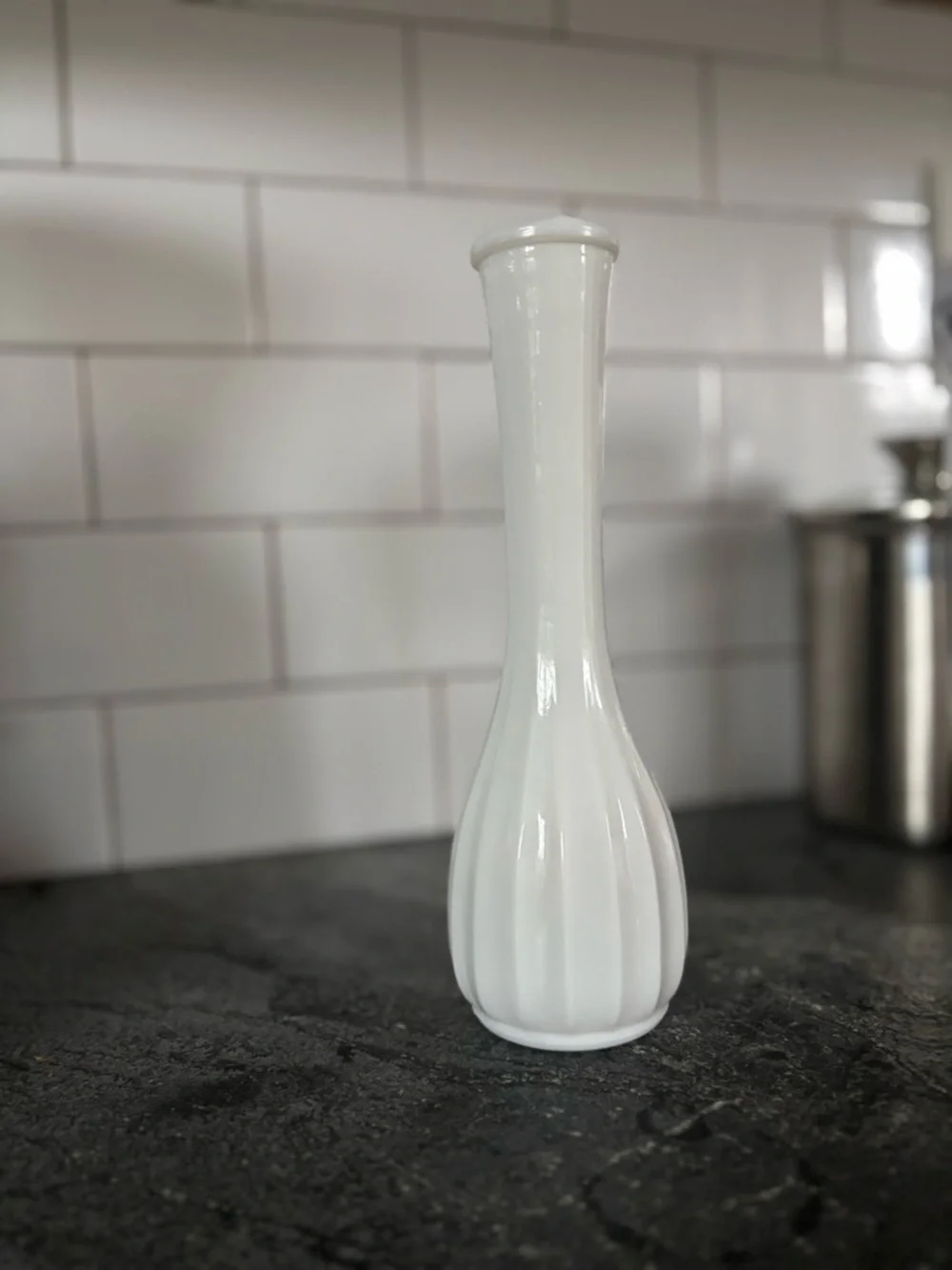 White Ceramic Bud Vase - Sleek Home Accent